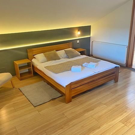 16 Lakes Guesthouse グラボヴァツ エクステリア 写真